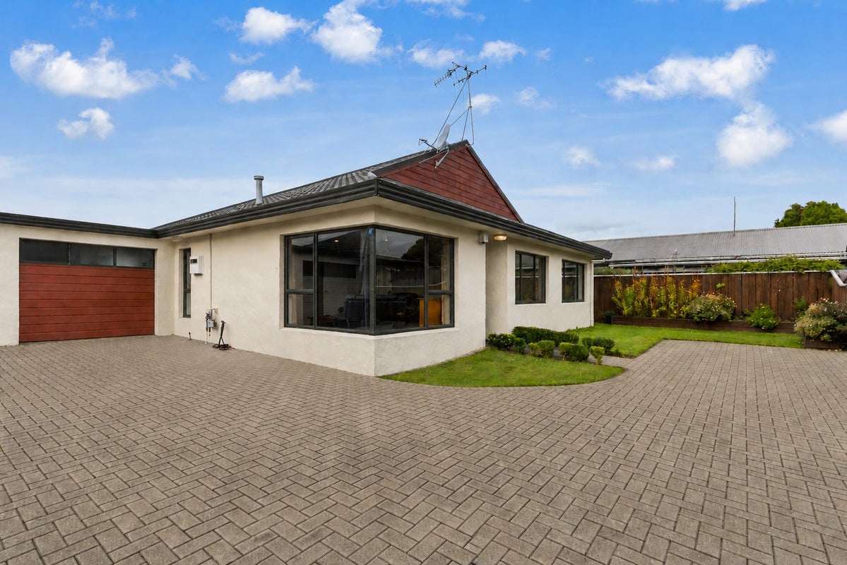 174B Bartholomew Road, Levin, Levin - Carousel 1