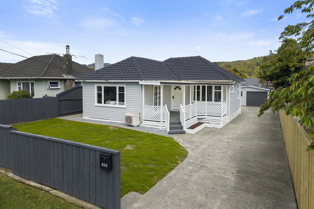 139 Wise Street, Wainuiomata, Lower Hutt, Wellington - Carousel 1