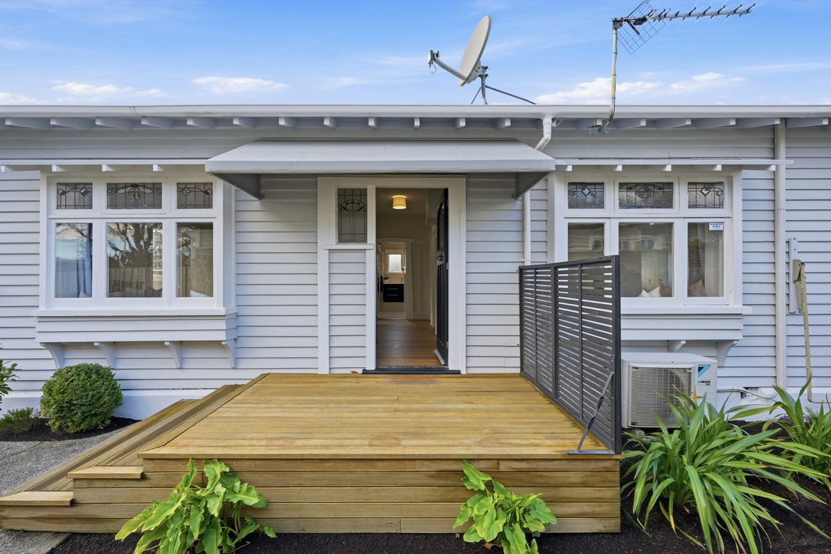 34 Poulton Avenue, Richmond, Christchurch - Carousel 2