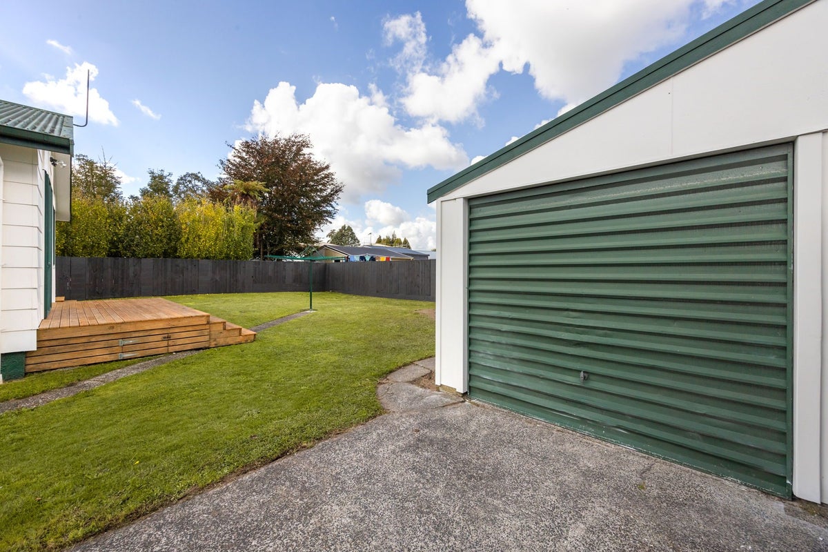 10 Johannes Court, Nawton, Hamilton - Carousel 16