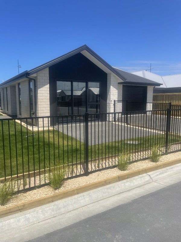 36 Edlin Lane, Pegasus, Pegasus - Carousel 2
