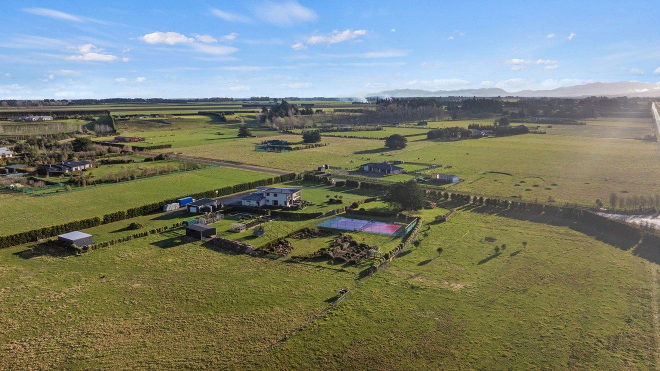 1 Hayfield Terrace, Cust, Rangiora - Carousel 33
