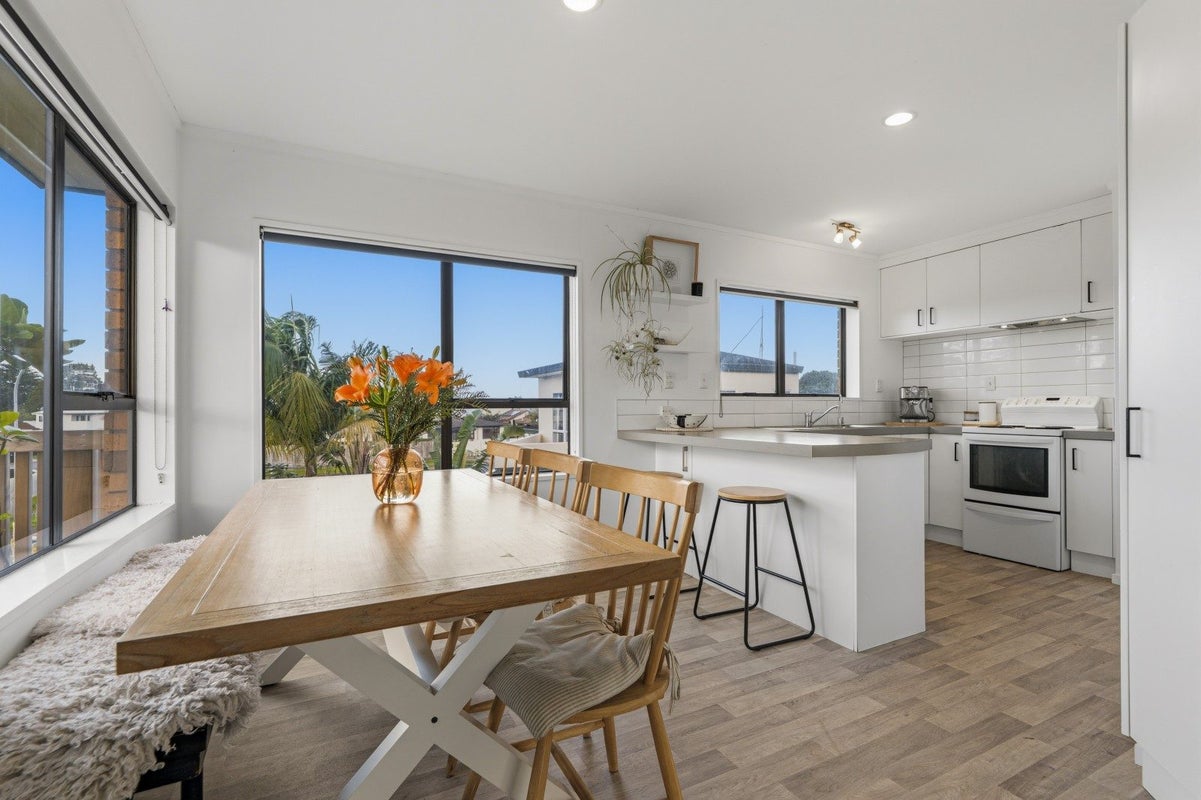 42 Ascot Road, Mount Maunganui, Mount Maunganui - Carousel 2