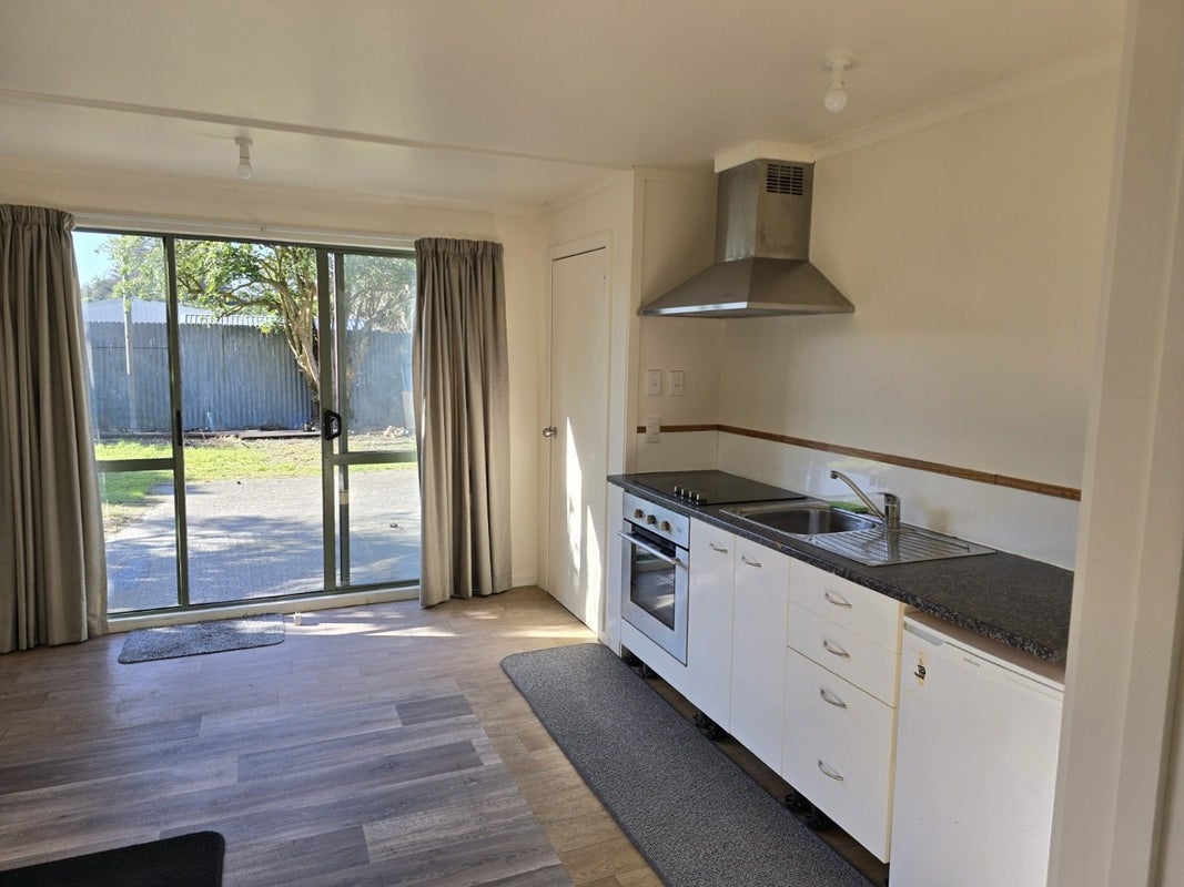 11 Ruanui Street, Himatangi Beach, Himatangi Beach - Carousel 2