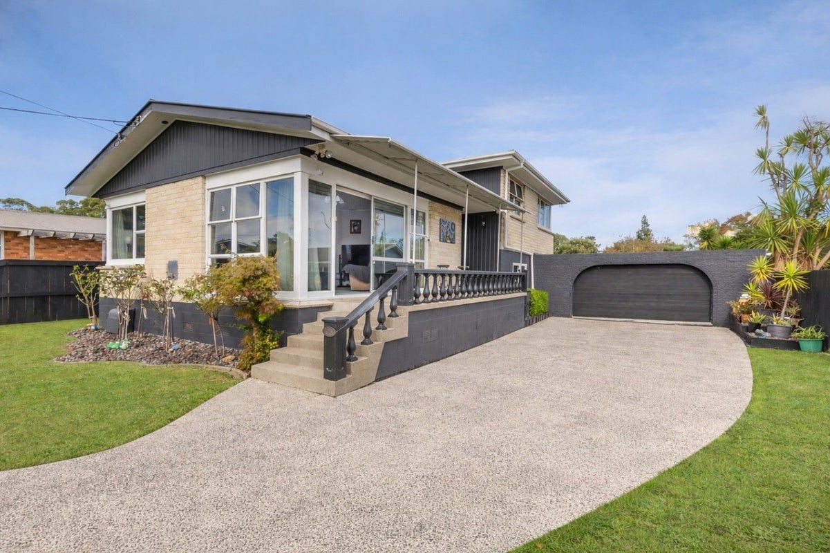 26 Patrick Place, Fitzroy, Hamilton - Carousel 1
