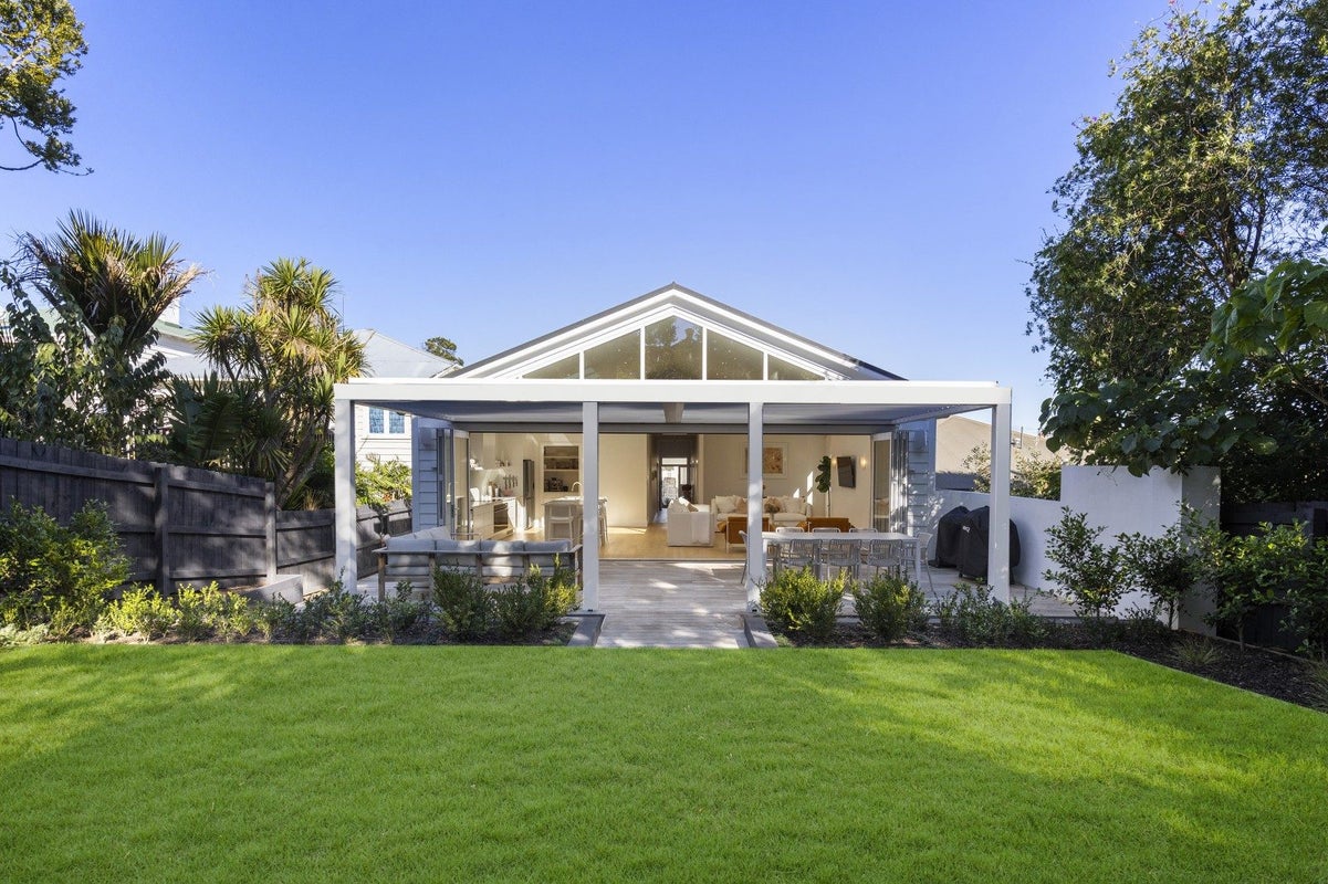 23 Beaconsfield Street, Grey Lynn, Auckland - Carousel 1