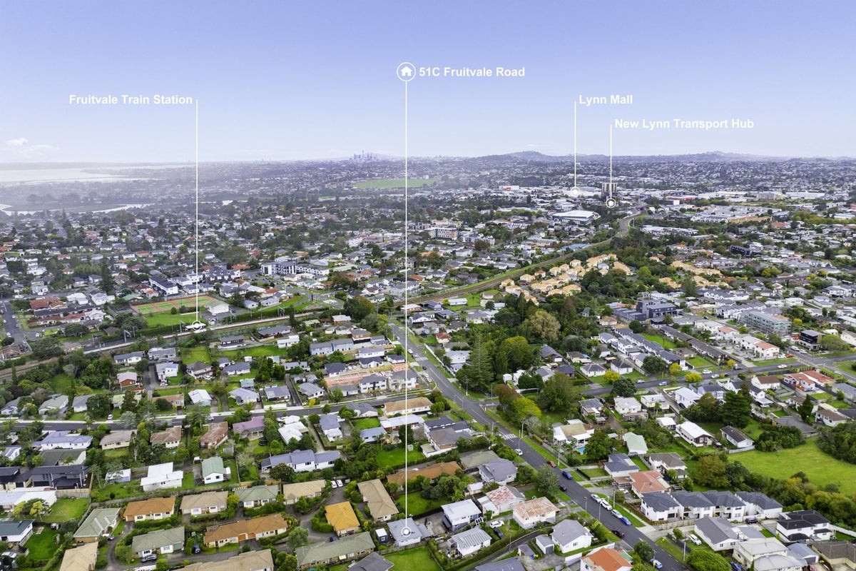 3/51 Fruitvale Road, New Lynn, Auckland - Carousel 17