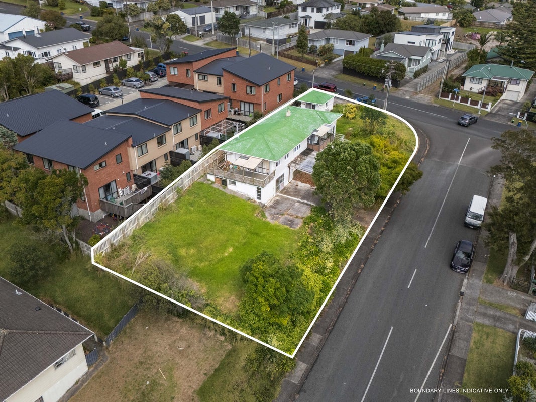 84 Awaroa Road, Sunnyvale, Auckland - Carousel 2