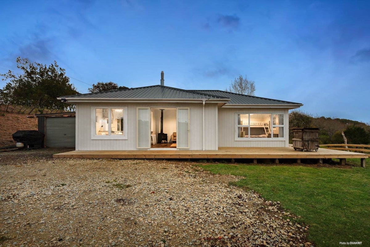 558 Matakitaki Road, Tuakau - Carousel 1
