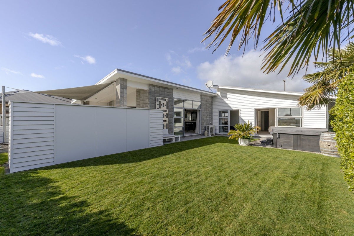 40 Penrod Drive, Bell Block, New Plymouth - Carousel 1
