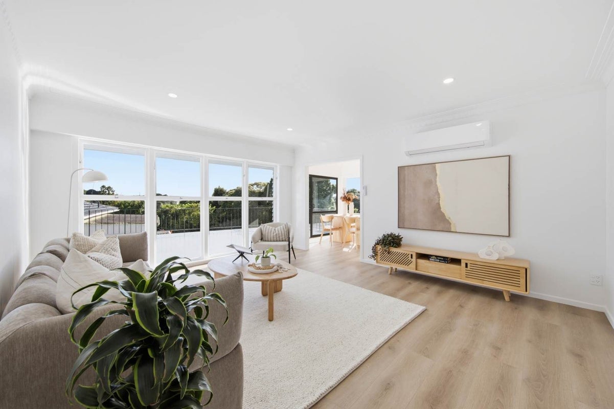 8 Condliffe Place, New Windsor, Auckland - Carousel 2