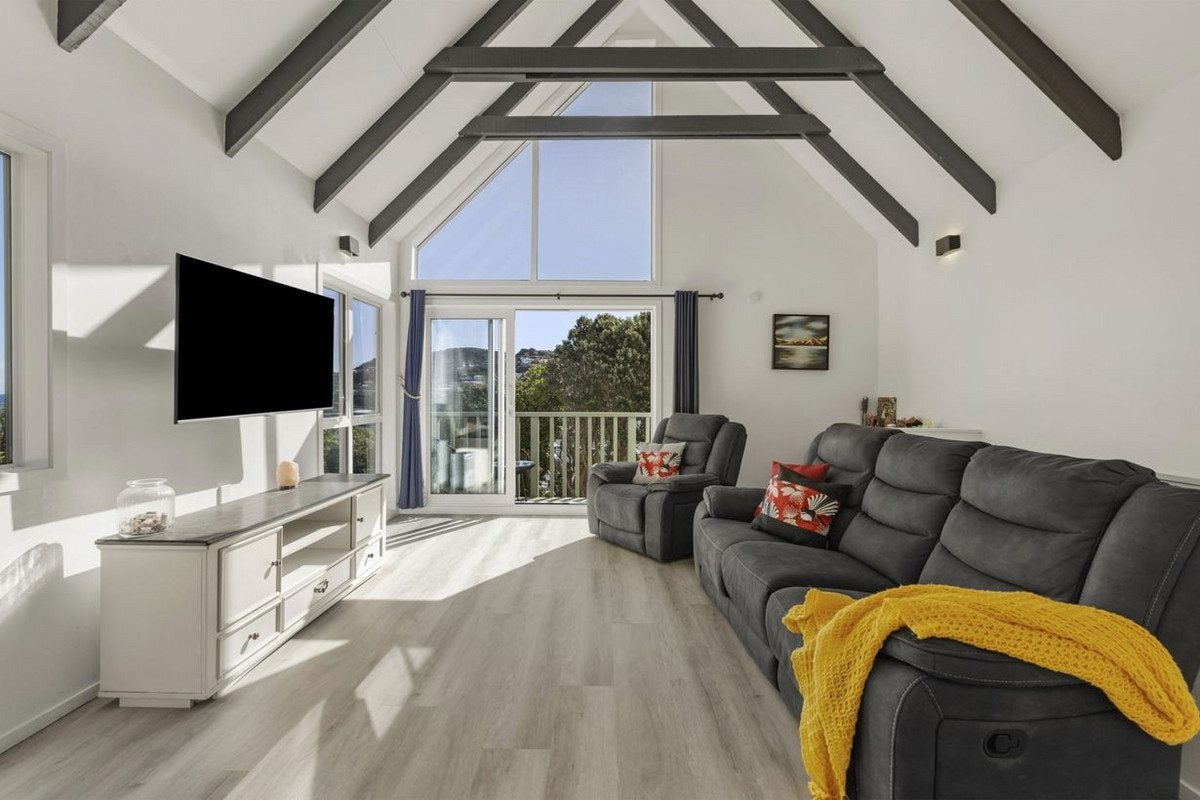 10 Linwood Way, Island Bay, Wellington, Wellington - Carousel 2