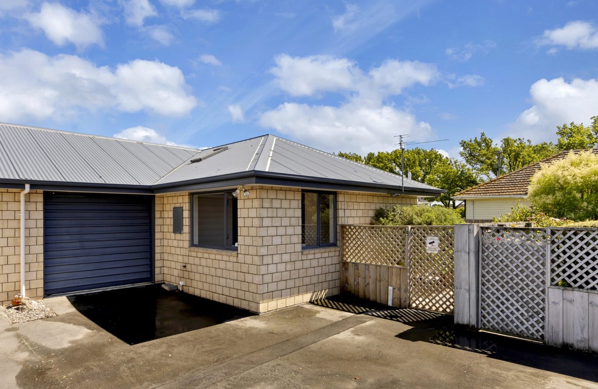2A Ferndown Lane, Bromley, Christchurch - Carousel 2