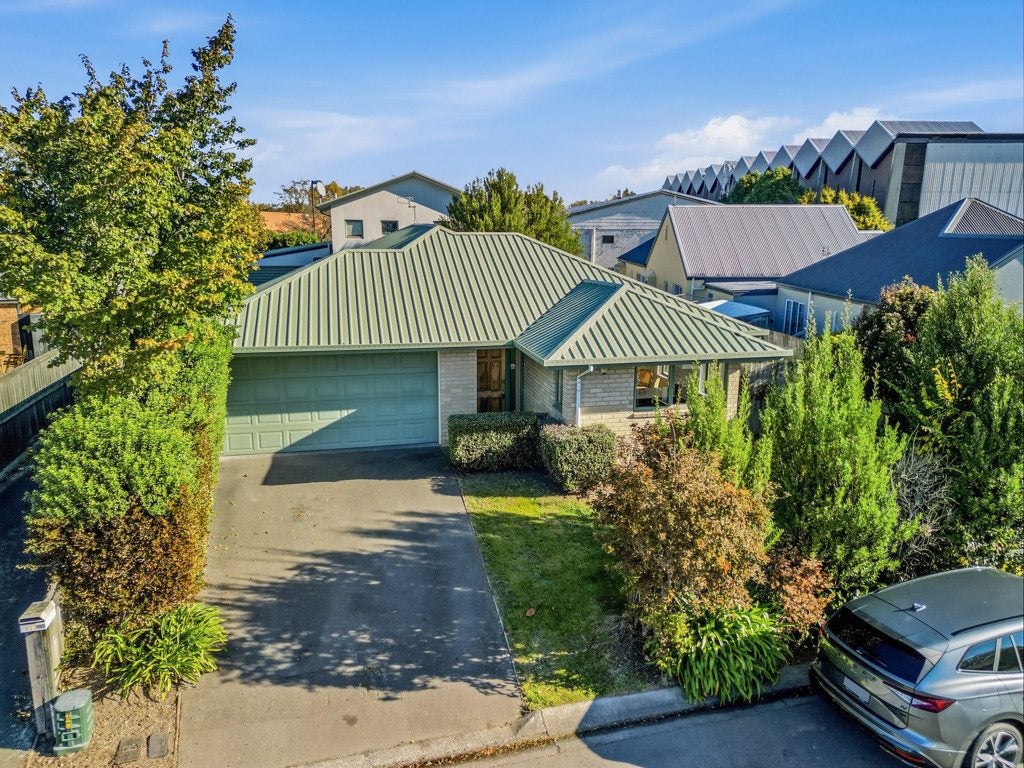 51 Parade Court, Addington, Christchurch - Carousel 1