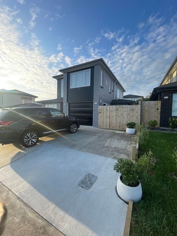 21 Yulia Road, Flat Bush, Auckland - Carousel 2