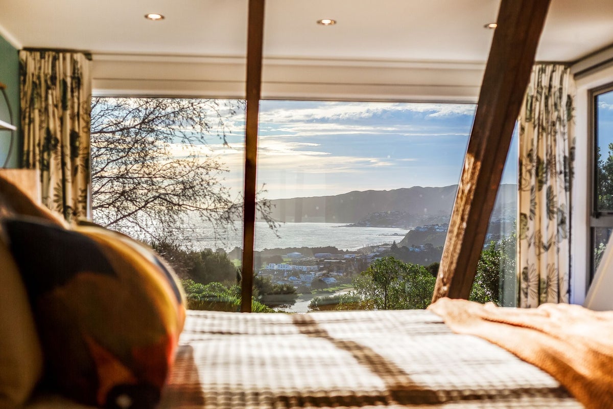 57 Kahu Road, Paremata, Porirua - Carousel 2