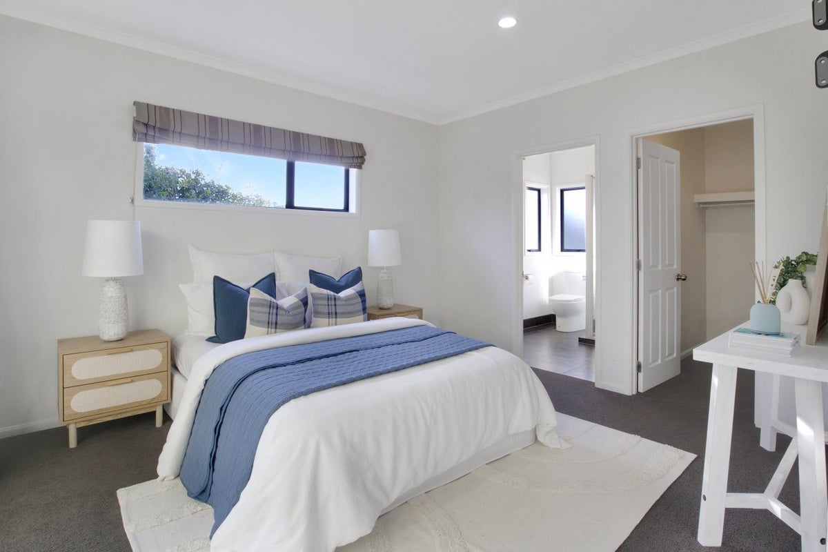23 Baltimore Green, Shirley, Christchurch - Carousel 2