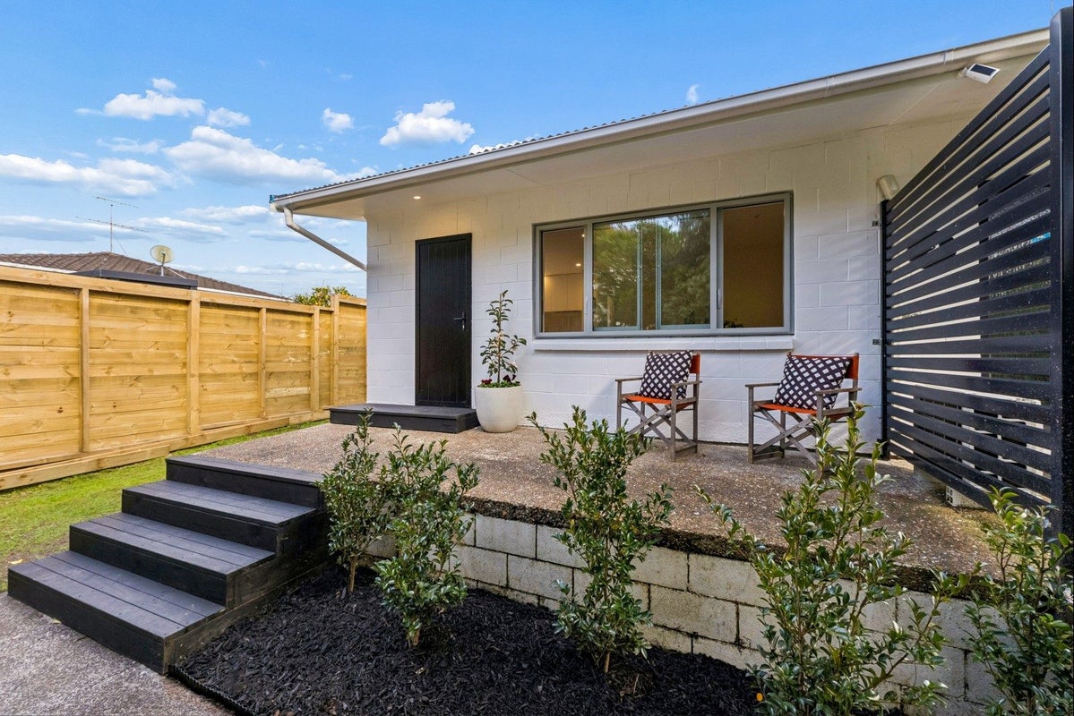 3/28 Chartwell Avenue, Glenfield, Auckland - Carousel 1