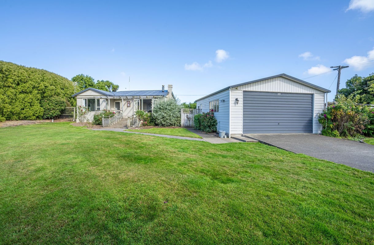 180 Grant Road, Otatara, Invercargill - Carousel 1