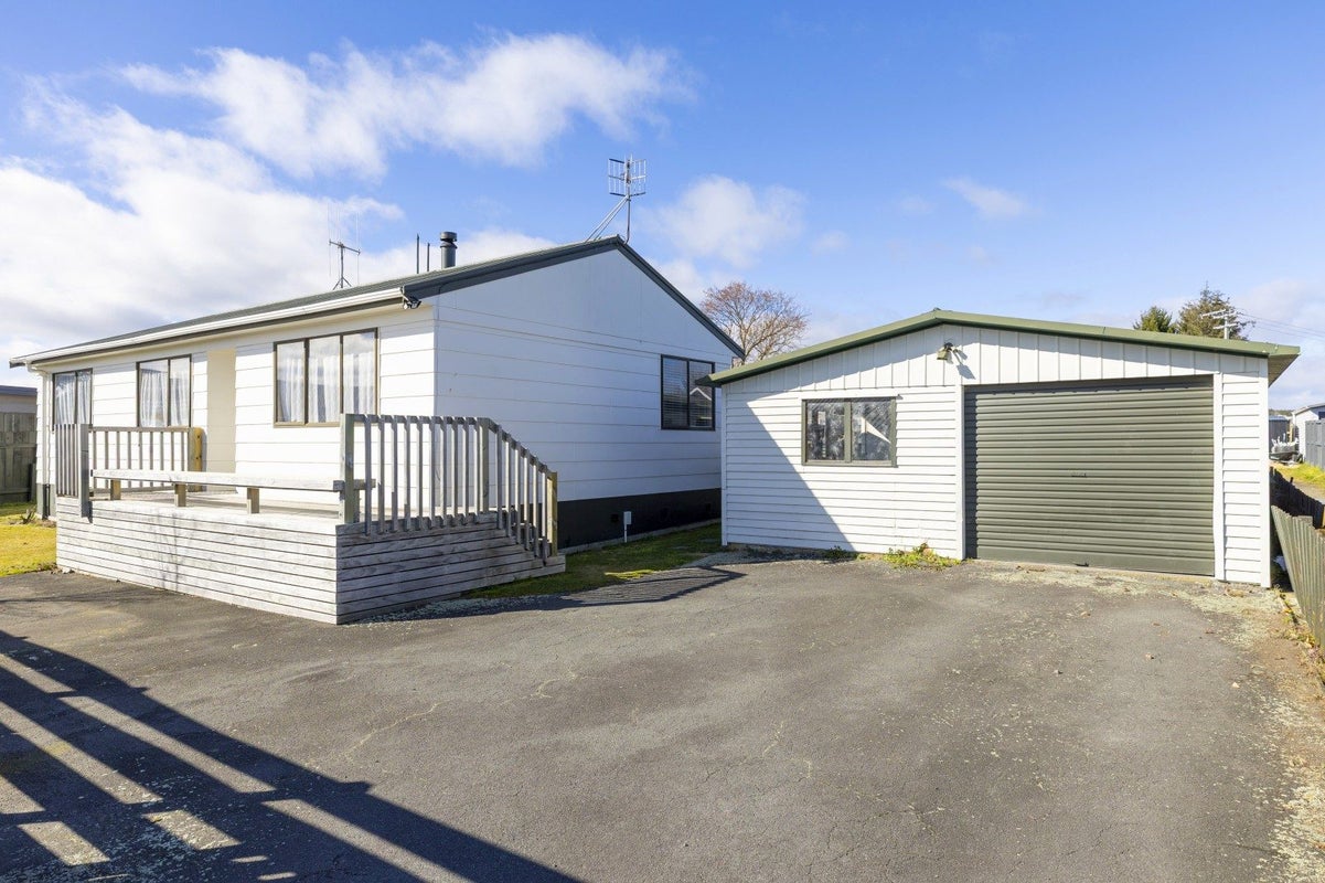 71B Grace Crescent, Richmond Heights, Taupo - Carousel 1