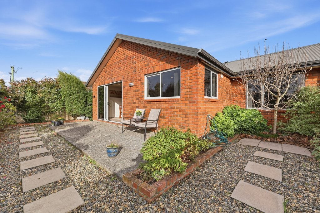 61D Prince Albert Road, Saint Kilda, Dunedin - Carousel 1