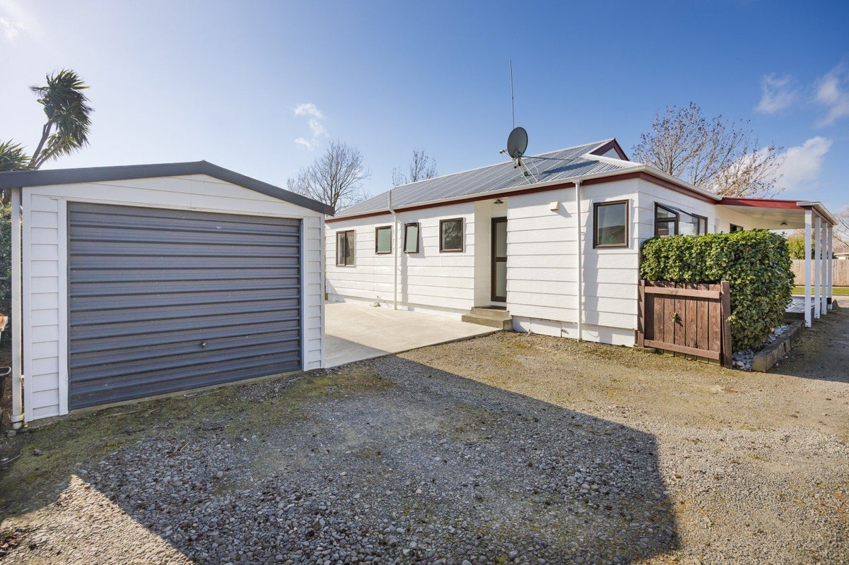 5A Newton Place, Westbrook, Palmerston North - Carousel 13