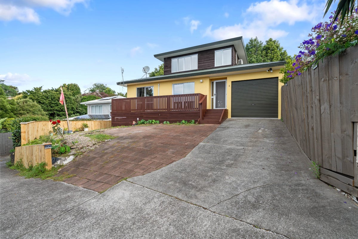 2/10 Lyell Court, Clover Park, Auckland - Carousel 2