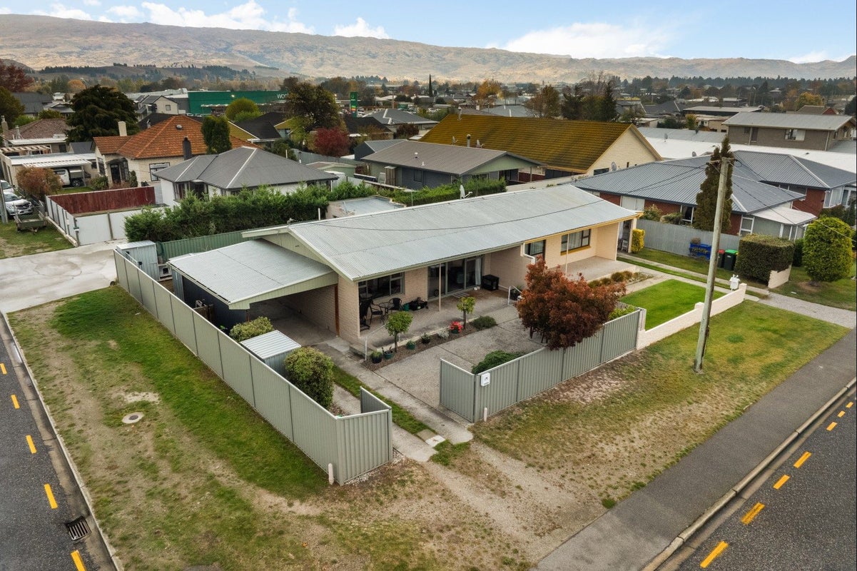 38B Kenmare Street, Alexandra, Alexandra - Carousel 1