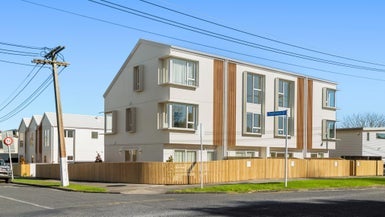 121A West Tamaki Road, Glen Innes, Auckland - Carousel 1