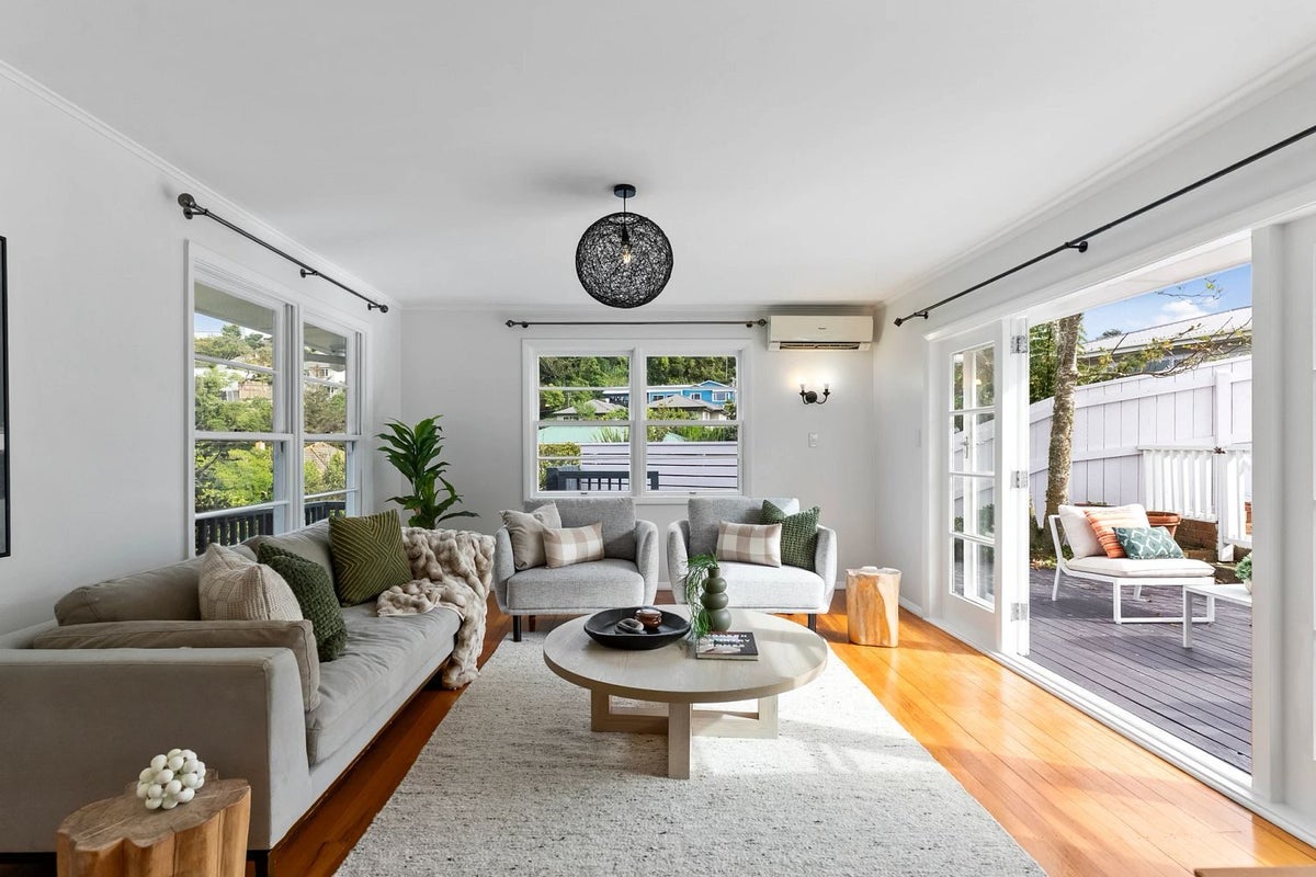 41 Bassett Road, Johnsonville, Wellington, Wellington - Carousel 1