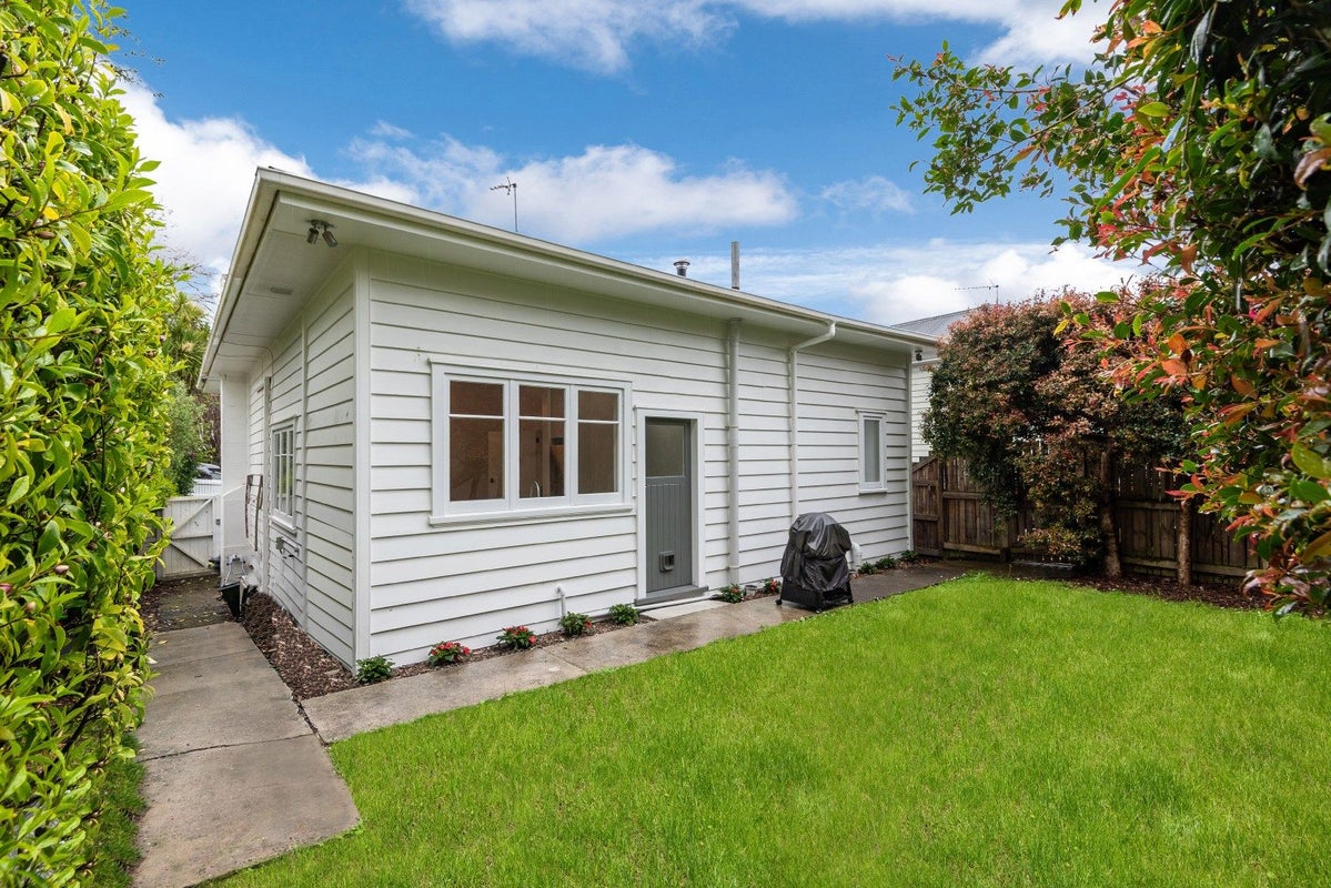 33 Sentinel Road, Herne Bay, Auckland - Carousel 2