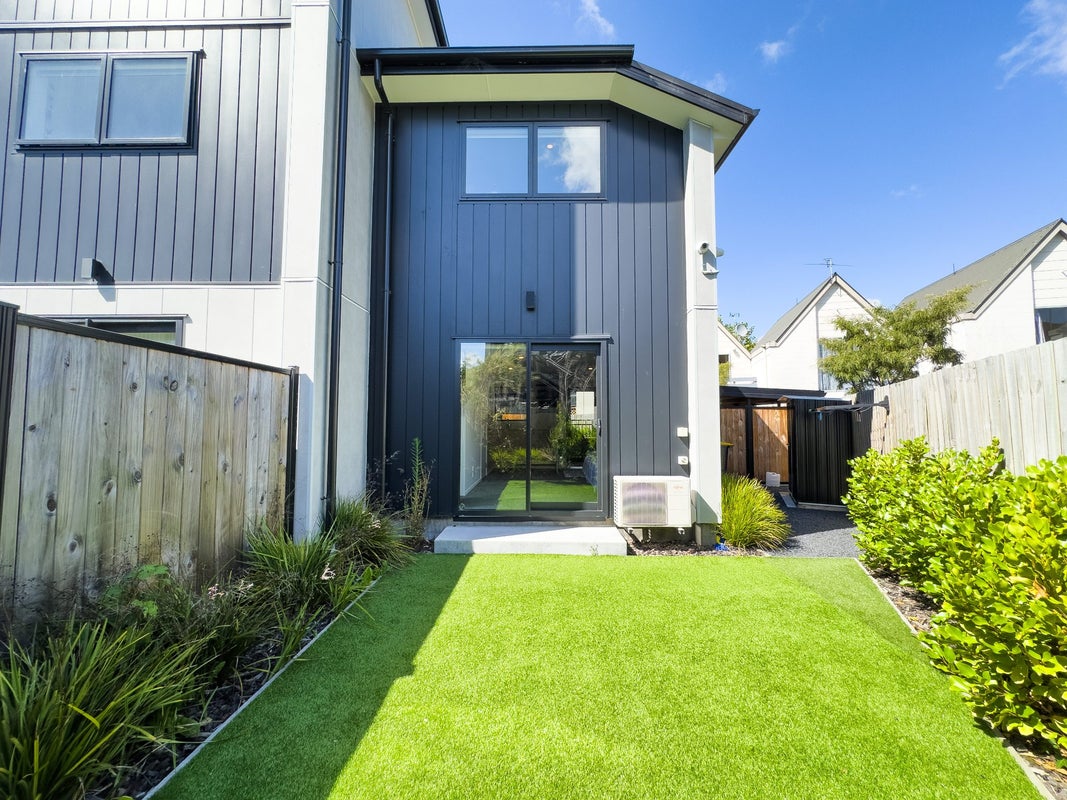 7/485 Selwyn Street, Christchurch Central, Christchurch - Carousel 1