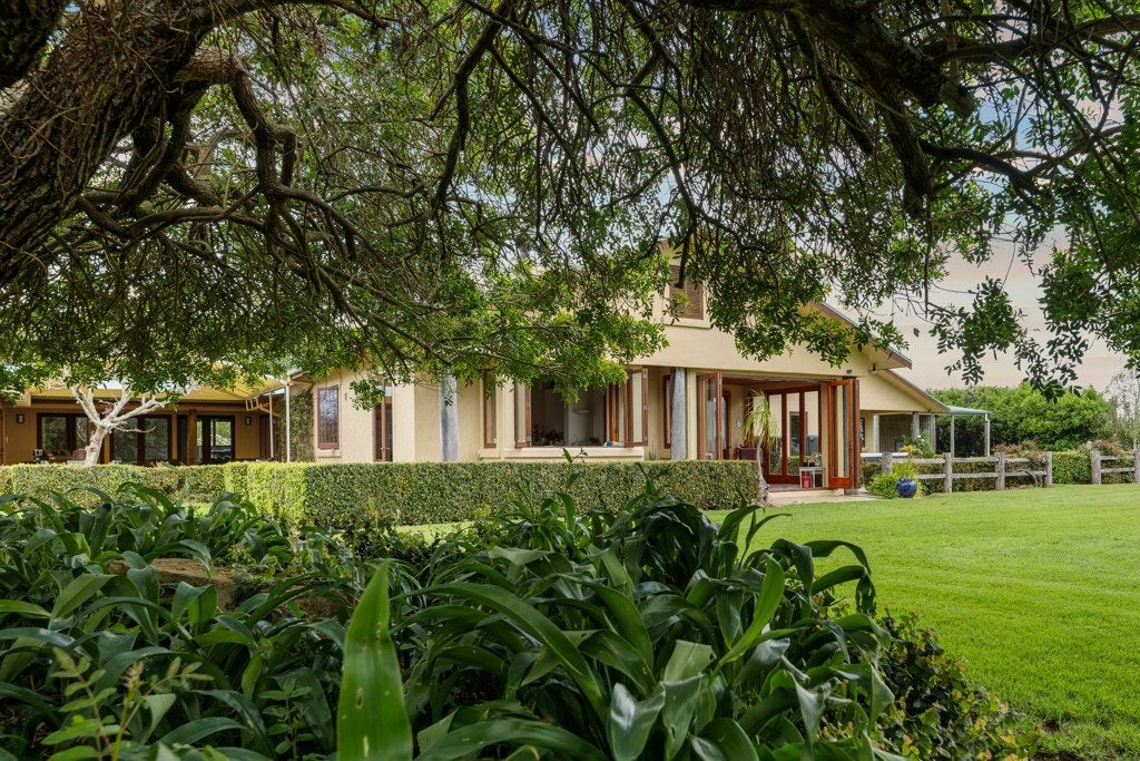 44 Arana Drive, Karaka, Drury - Carousel 1