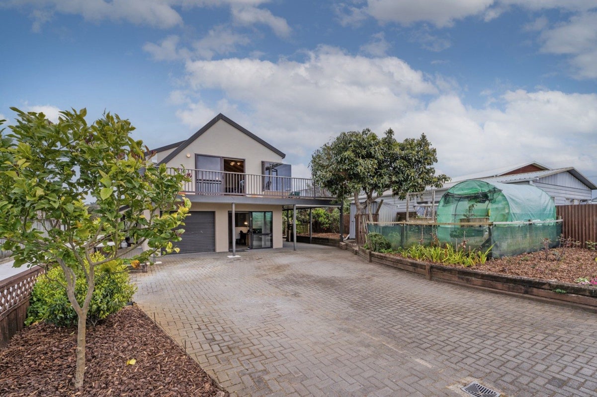 3A Oyster Drive, Cooks Beach, Whitianga - Carousel 1