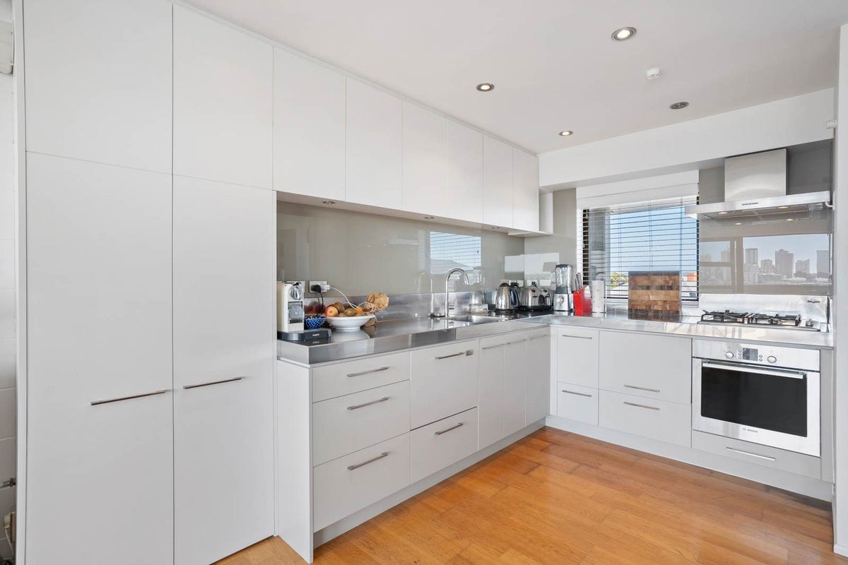 10/18 ARTHUR STREET, Freemans Bay, Auckland - Carousel 22