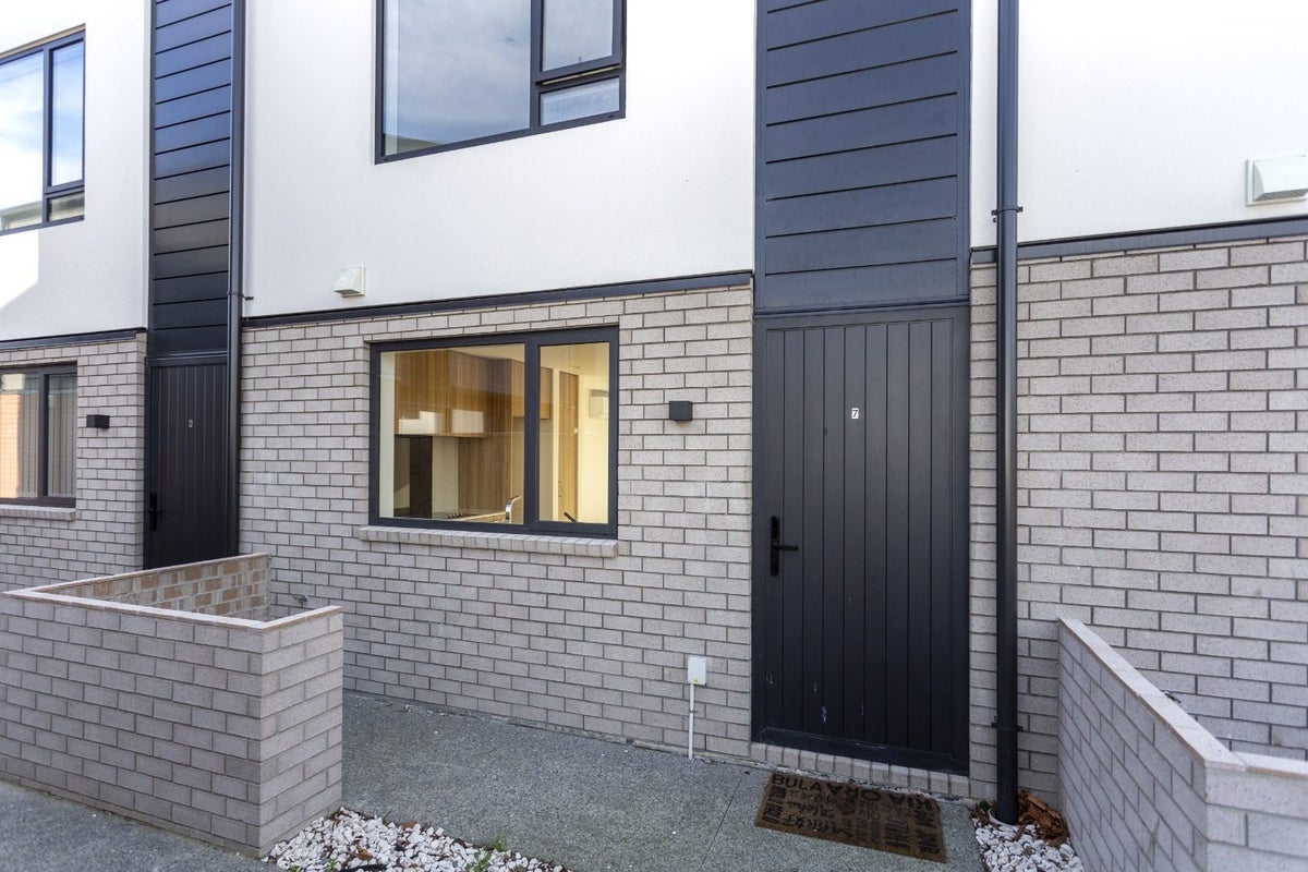 7/116 Aldwins Road, Phillipstown, Christchurch - Carousel 14