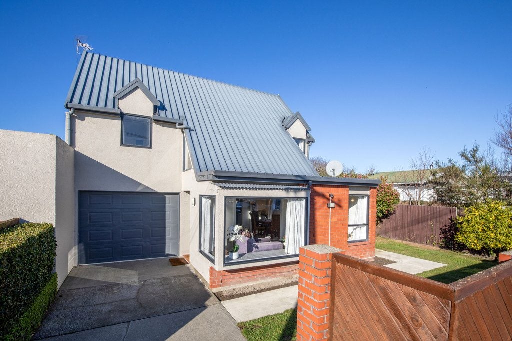 2/10 Nortons Road, Avonhead, Christchurch - Carousel 2