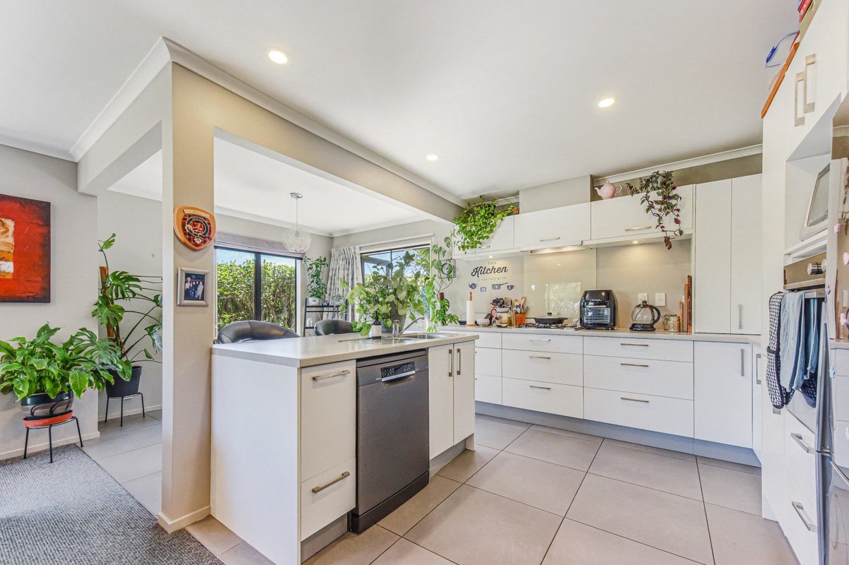 12 Ben Bracken Place, Bishopdale, Nelson - Carousel 2
