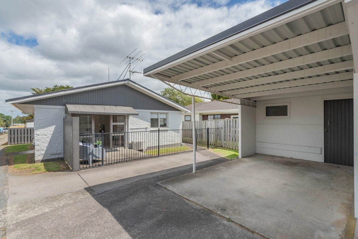 1/58 Great South Road, Papakura, Auckland - Carousel 16