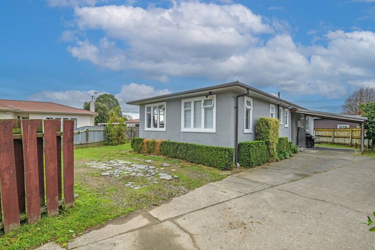 12 Moray PL, Highbury , Palmerston North  - Carousel 15