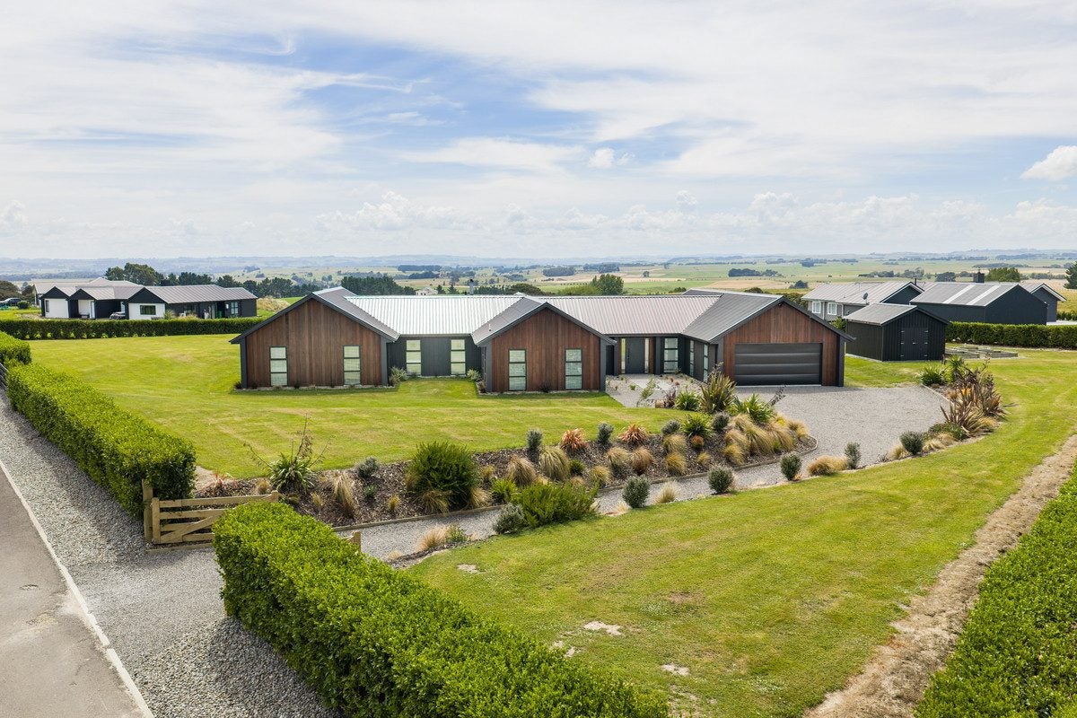 2 Mataki Lane, Halcombe, Halcombe - Carousel 25
