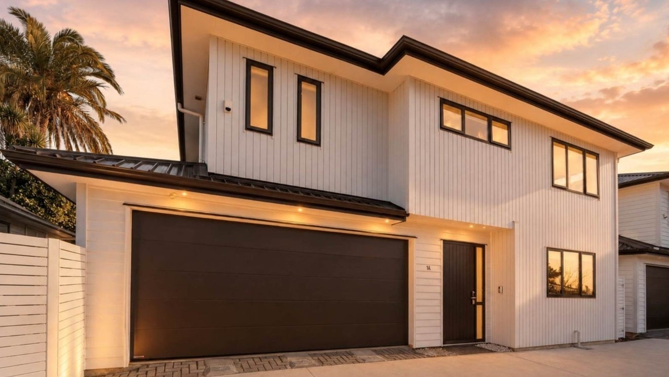 1A Maunder Place, New Lynn, Auckland - Carousel 1