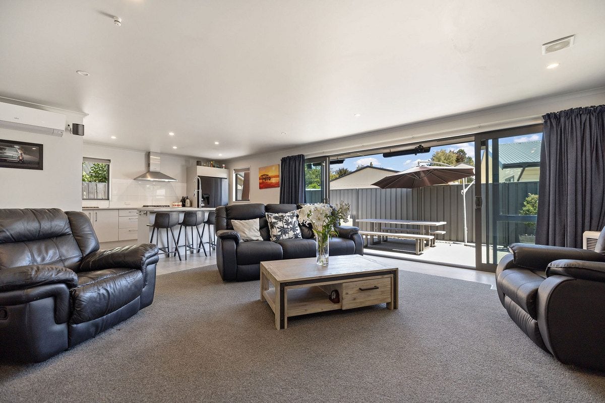 2 Preston Drive, Arrowtown, Queenstown-Lakes, Otago - Carousel 2