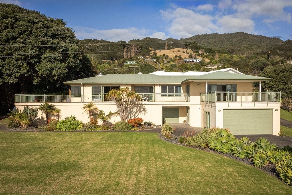 224 Thames Coast Sh25 Road, THORNTON BAY, THAMES - Carousel 1