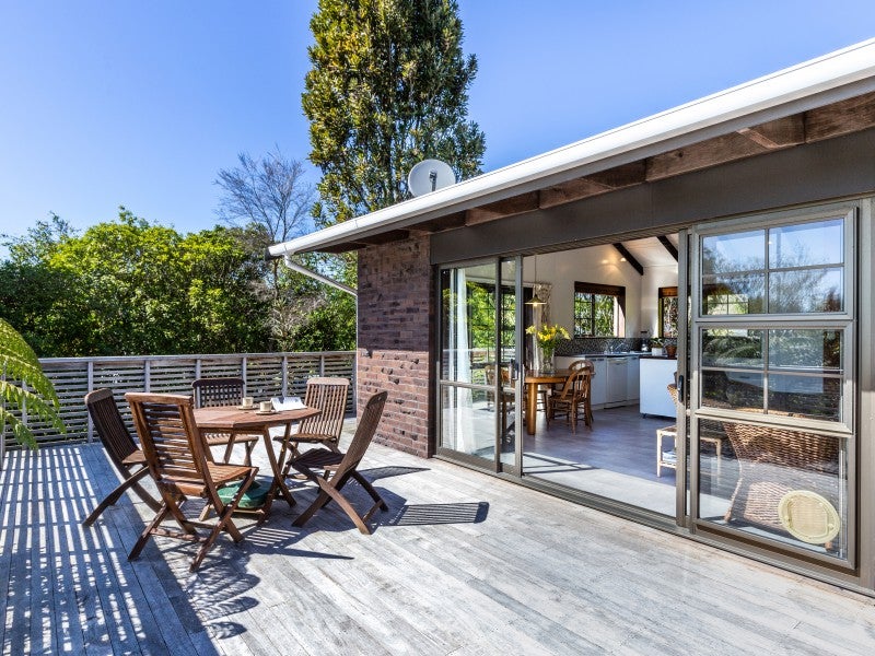 5 Te Kuru Lane, Pukawa Bay, Turangi - Carousel 1