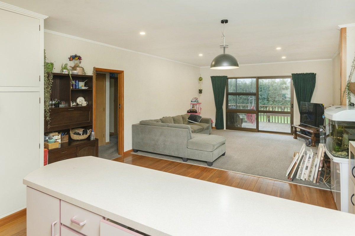 119 Whakato Road, MANUTUKE, MANUTUKE - Carousel 1
