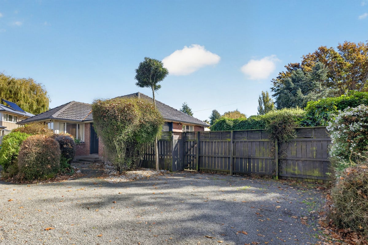 23A Truman Road, Bryndwr, Christchurch - Carousel 19