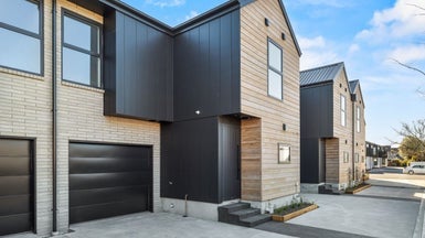 3/102 Warrington Street, Mairehau, Christchurch - Carousel 1