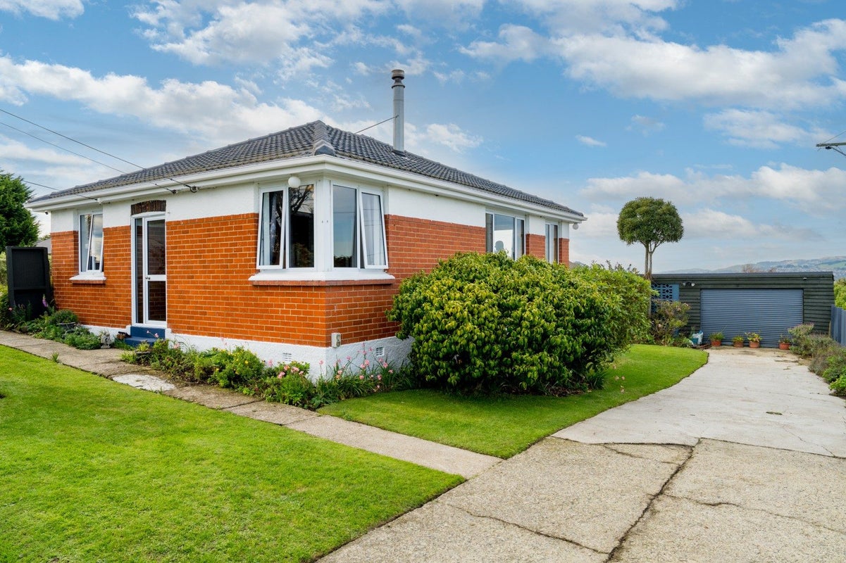 87 Riselaw Road, Calton Hill, Dunedin - Carousel 31