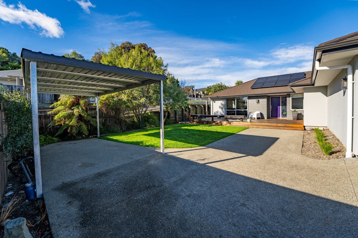 17B Harriet Court, Richmond, Richmond - Carousel 2